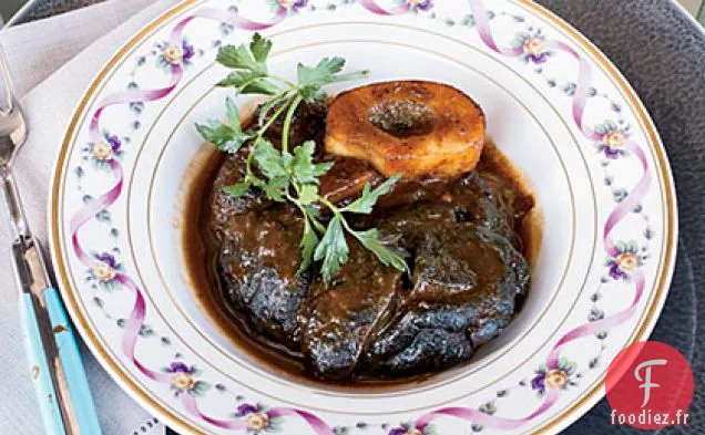 Jarrets De Bœuf Braisés Au Vin Rouge