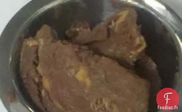 Crème Glacée Tourbillonnante au Beurre d'Arachide Au Chocolat