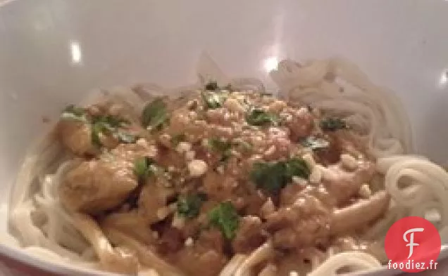 Pad de Poulet à la Mijoteuse Thaï