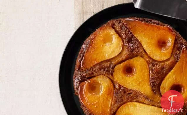 Gâteau aux Poires et Pacanes À l'envers