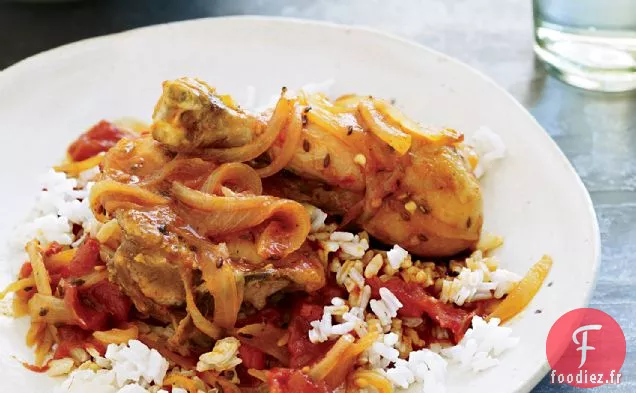 Cuisses de Poulet Braisées aux Épices avec Vin Rouge et Tomate