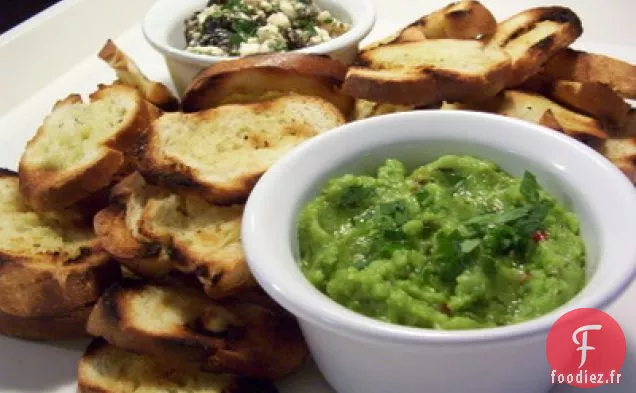 Fèves Pures Aux Olives Séchées À l'Huile, Feta Française Et Crostini