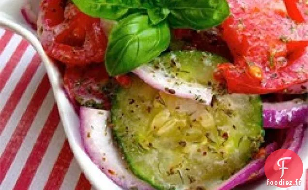 Salade de Concombre Sucrée et Acidulée