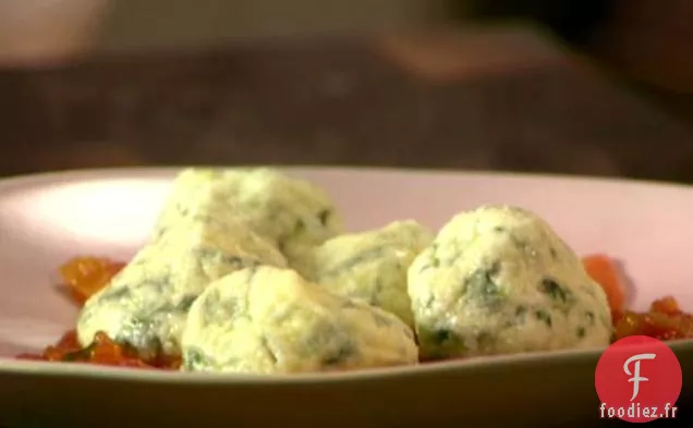 Gnocchis aux Épinards et à la Ricotta Avec Sauce Tomate Rapide