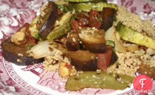 Légumes Grillés À La Sauce Tomate Balsamique Au Couscous