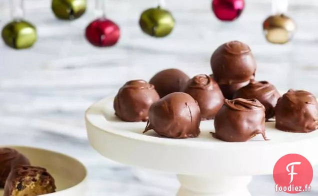 Boules de Pâte à Biscuits aux Pépites de Chocolat