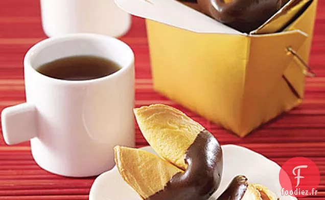 Biscuits de Fortune Trempés au Chocolat