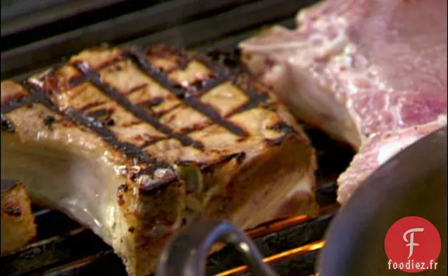 Côtelettes de Porc Saumurées avec Polenta au Parmesan Tendre