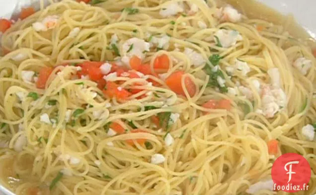 Spaghettini aux Crevettes Hachées et aux Pétoncles dans un Bouillon riche