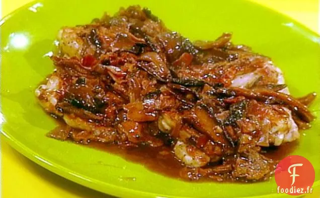 Cuisses de Poulet Grillées au Romarin et Sauce aux Champignons Sauvages