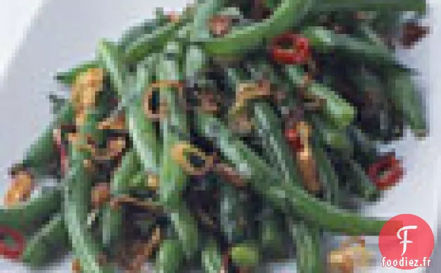 Haricots Verts aux Échalotes Croquantes, Chili et Menthe