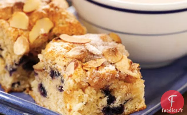 Gâteau au Café aux Bleuets et aux Pépites de Chocolat Blanc
