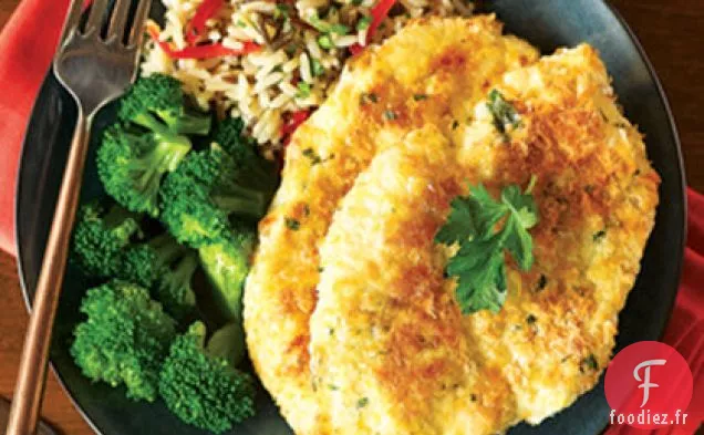 Poulet Cuit Aux Herbes En Croûte De Pommes De Terre