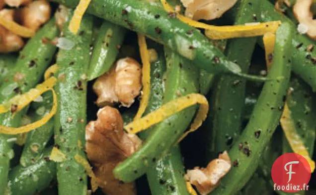 Haricots Verts Et Noix Avec Vinaigrette Au Citron