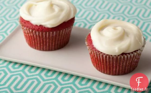 Cupcakes en Velours Rouge avec Glaçage au Fromage à la Crème