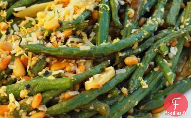 Haricots Verts Rôtis À L'Ail, Au Citron, Aux Pignons De Pin Et Au Parmesan