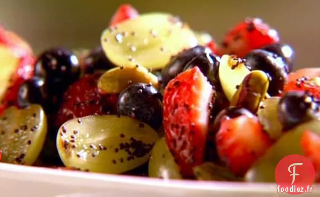 Salade de Fruits avec Vinaigrette aux Graines de Pavot