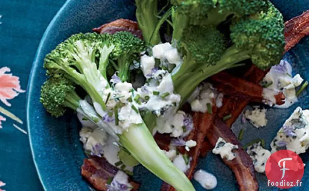 Brocoli au Bacon, Fromage Bleu et Vinaigrette Ranch