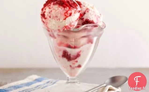 Crème Glacée Au Velours Rouge