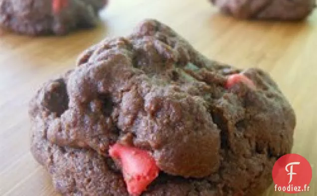 Biscuits aux pépites de chocolat Double Coco (une torsion sur les biscuits Toll House®)