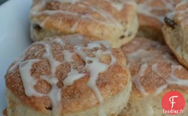 Biscuits au Yaourt à la Cannelle et aux Raisins Secs