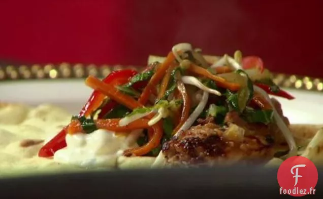 Enveloppements de Salade de Poulet Satay