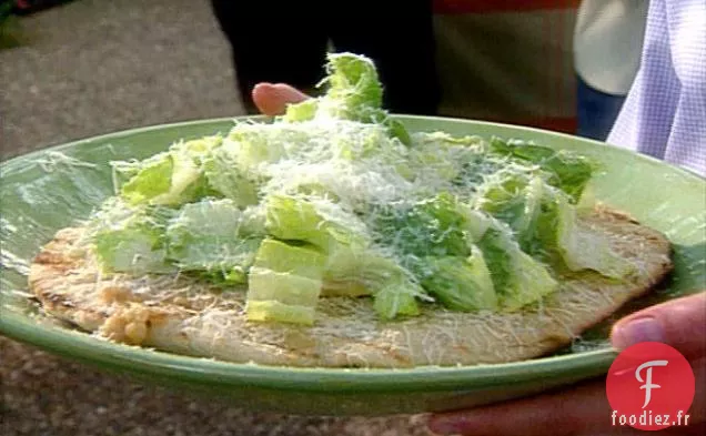Piadine à la Salade César et Pâte d'Ail Rôtie