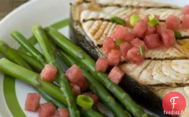 Flétan Avec Salsa À La Pastèque