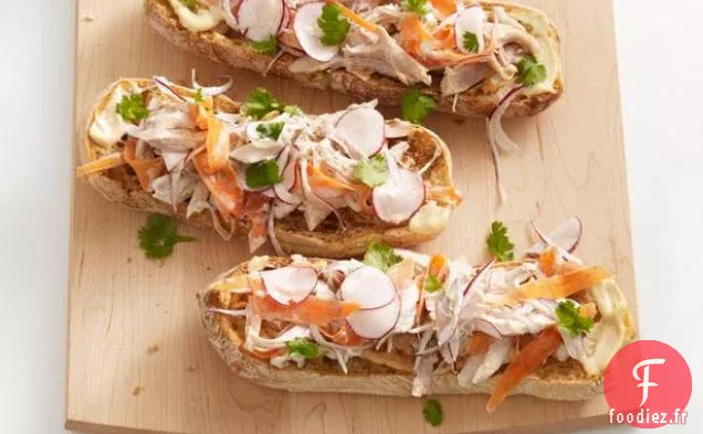 Sandwichs au Poulet Vietnamien à Visage Ouvert