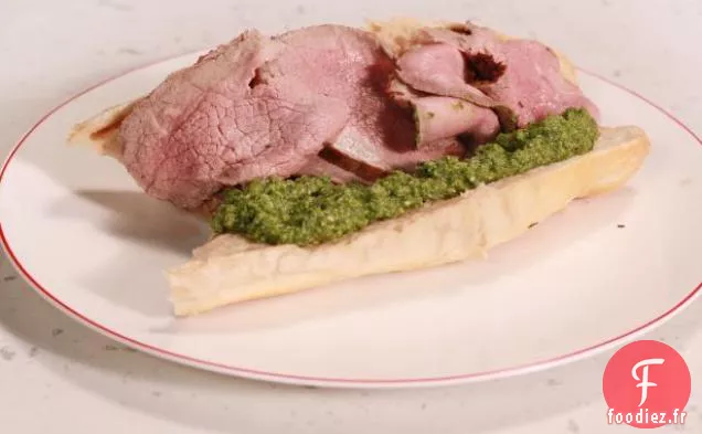 Trempette Française de Rôti de Bœuf au Pesto de Pois Verts
