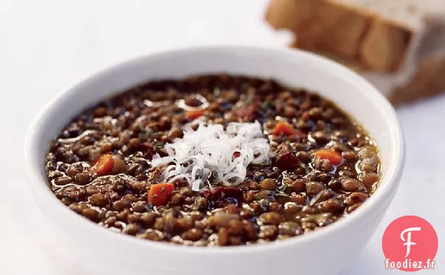 Soupe de Saucisses aux Lentilles et à l'Ail