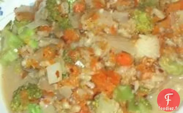 Soupe Légère de Brocoli à la Crème de Noix de Coco et à l'Orge