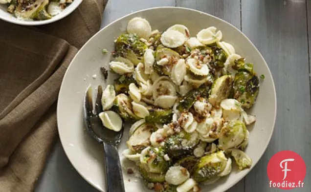 Orecchiette Aux Choux de Bruxelles et Noisettes