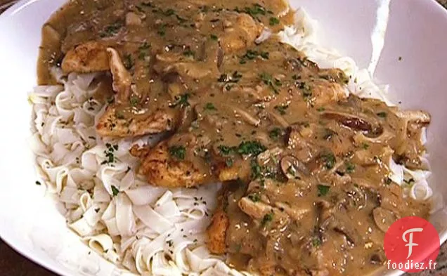 Poulet au Citron et à l'Aneth aux Champignons sauvages sur Fettuccini