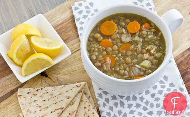 Soupe De Lentilles Et De Riz Du Moyen-Orient