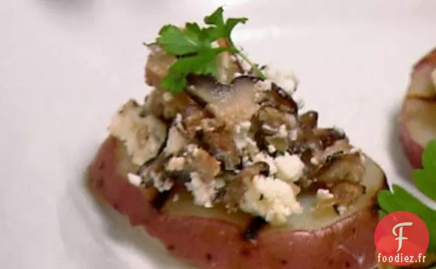 Pommes de Terre Nouvelles grillées aux Champignons Shiitake, Échalotes et Fromage de Chèvre