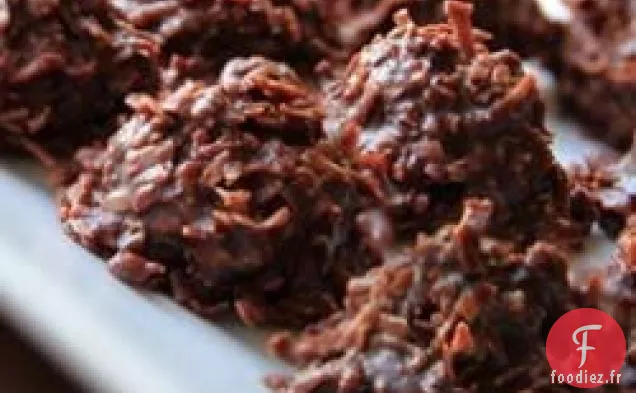 Macarons Au Chocolat Et à la Noix De Coco