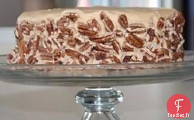 Gâteau au Caramel avec Glaçage aux Noix de Caramel
