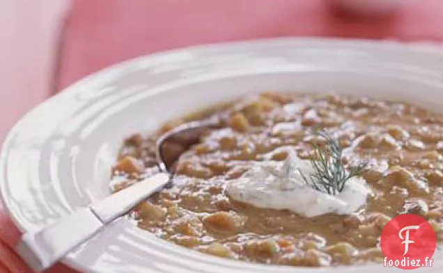 Soupe Rhubarbe-Lentilles à la Crème Fraîche