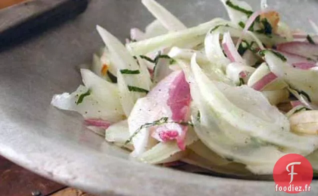Salade de Fenouil Rasée aux Amandes et à la Menthe