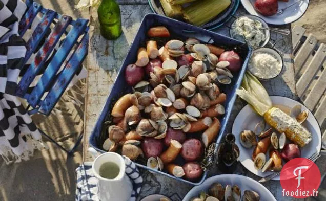 Cuisson des palourdes sur la plage