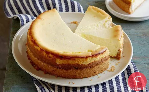 Gâteau au Fromage au Fromage de Chèvre avec Croûte de Gaufrette Épicée