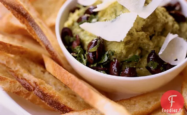 Purée de Haricots de Lima aux Olives et Pecorino Rasé