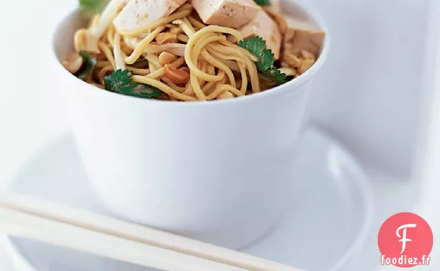 Nouilles Froides au Tofu en Sauce aux Arachides