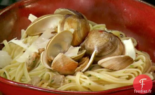 Linguine à la Sauce aux Palourdes Blanches