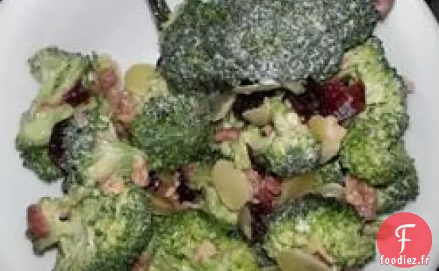 Salade Croquante au Brocoli