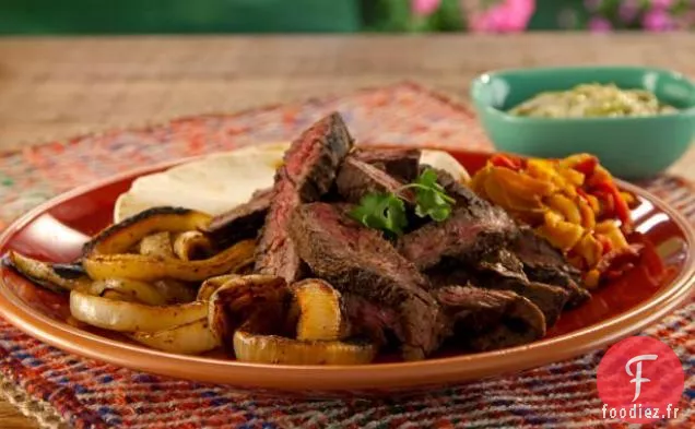 Jupe de Steak Marinée au Curry Rouge Fajitas