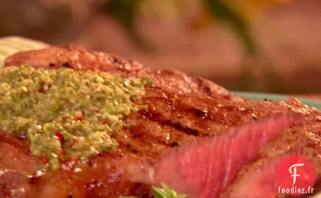 Steaks T-Bone avec Sauce à l'Ail et au Persil