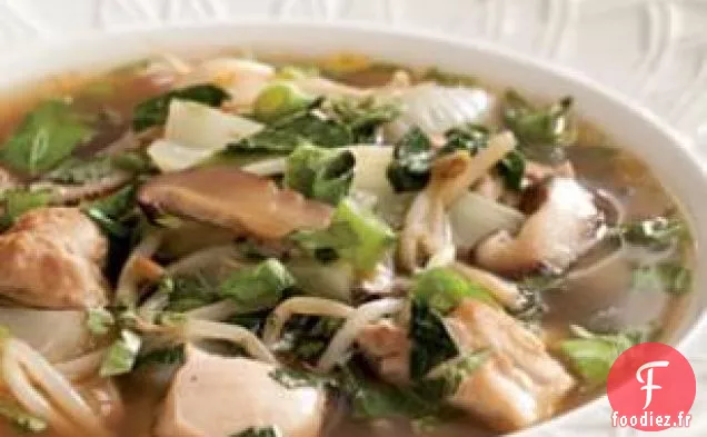 Soupe au Poulet d'inspiration Asiatique