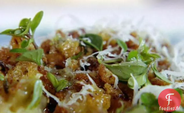 Pappardelle de Triche aux Poireaux Braisés Lentement et Pangrattato de Cèpes Croustillants